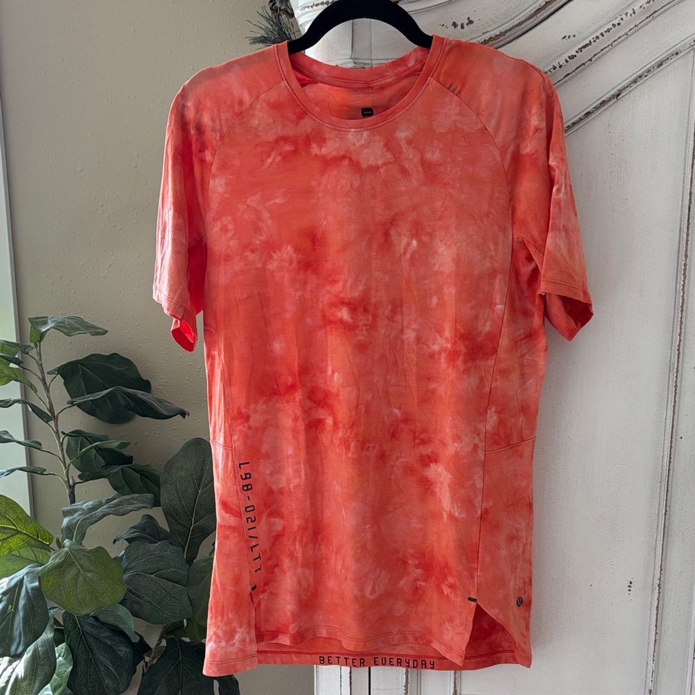 Lululemon Always Agile Short Sleeve Tie Dye T-Shirt Men's Medium Orange Coral